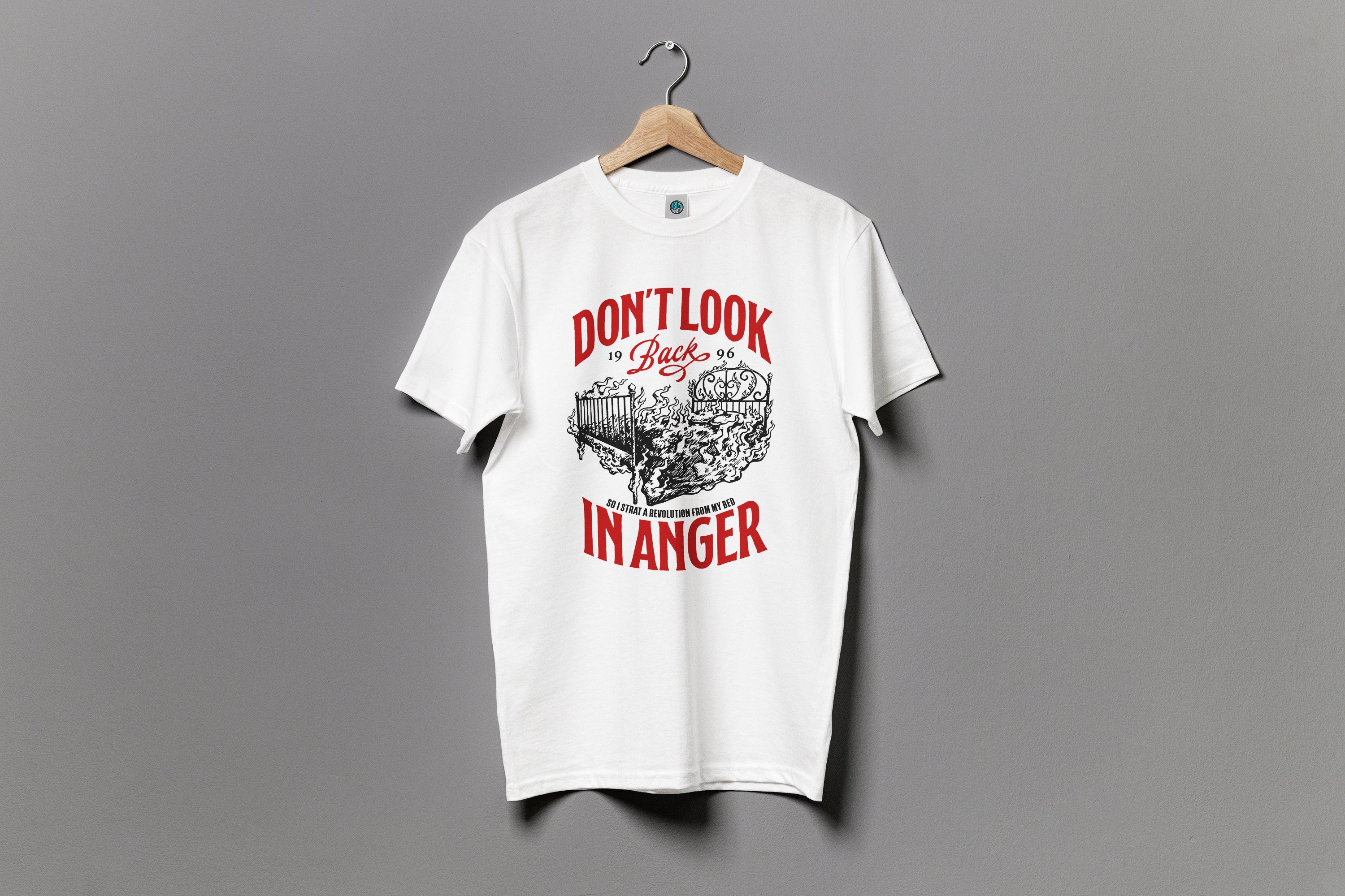 Champagne supernova t shirt discount